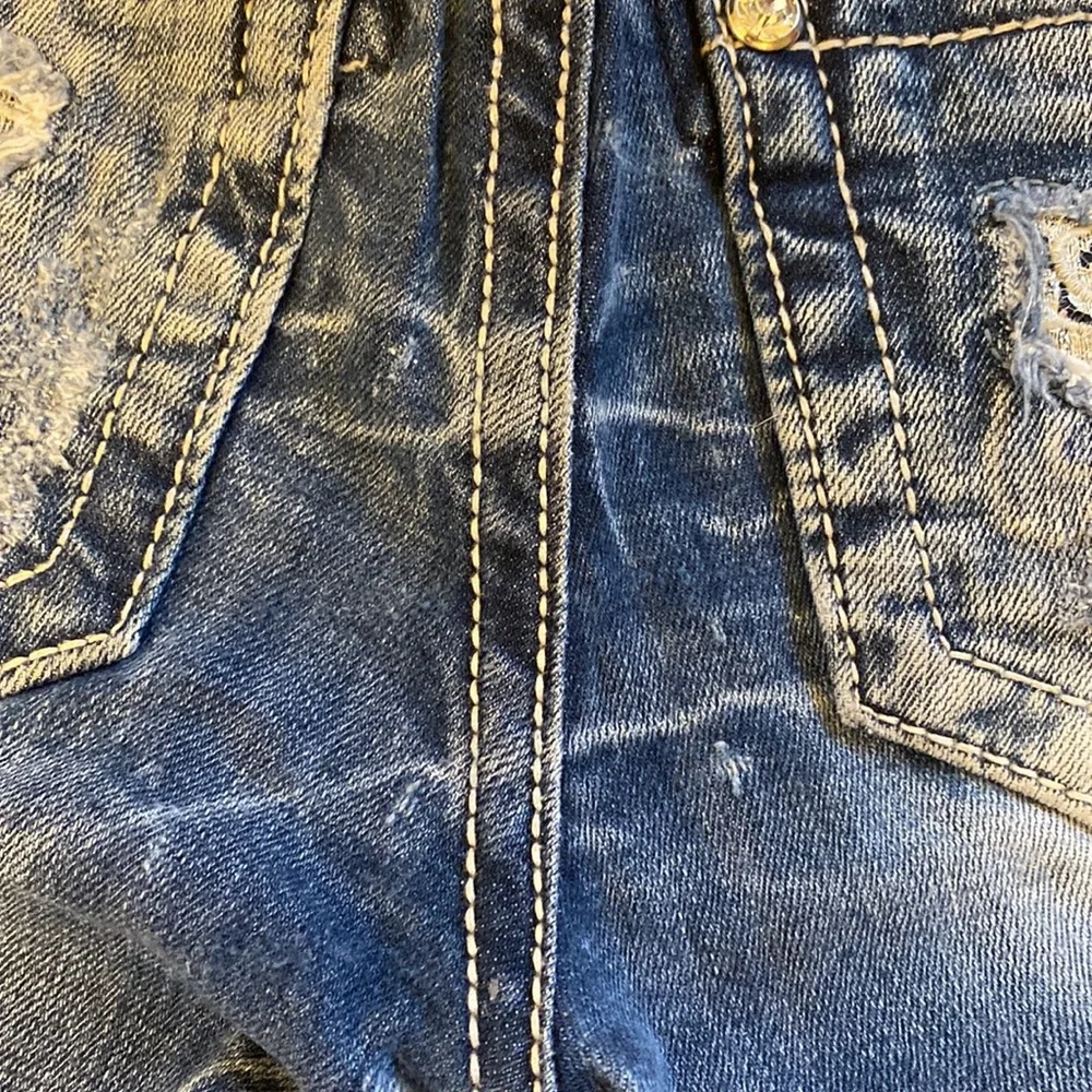 Size 26 Miss Me Boot Cut Jeans - Picture 5 of 11
